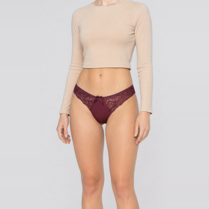 String mit Brasilian Slip Spitzen-Detail