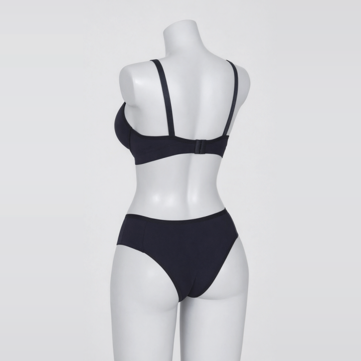 Conjunto plus size de microfibra Valeria - Negro