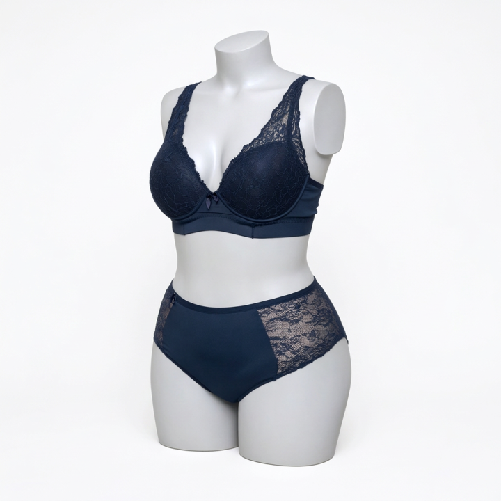 Conjunto plus size con sujetador y hot pant Galatea - Azul Medianoche