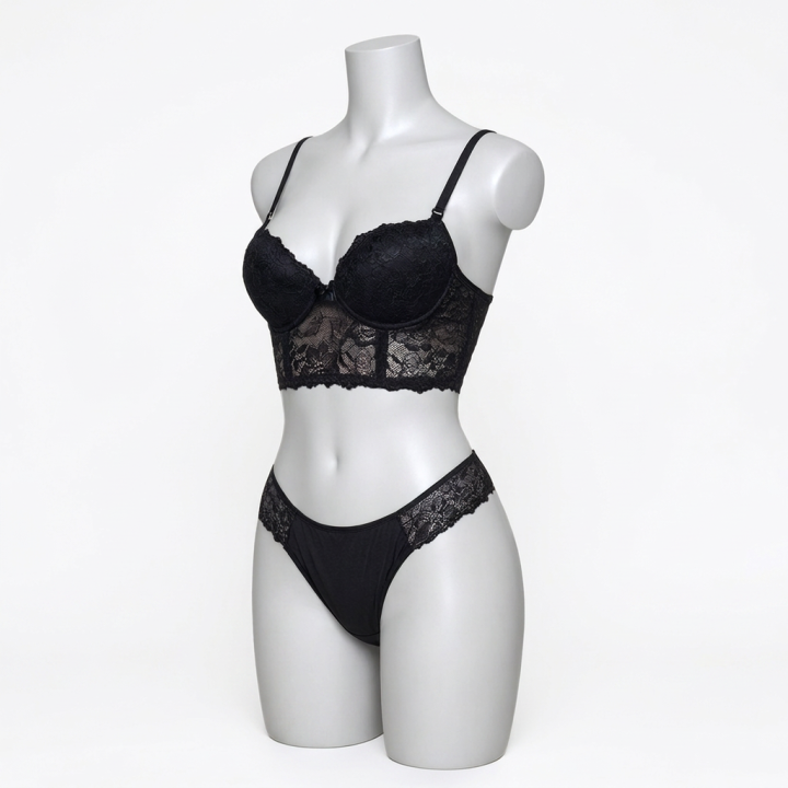 Conjunto con bustier y tanga de encaje Grace - Negro
