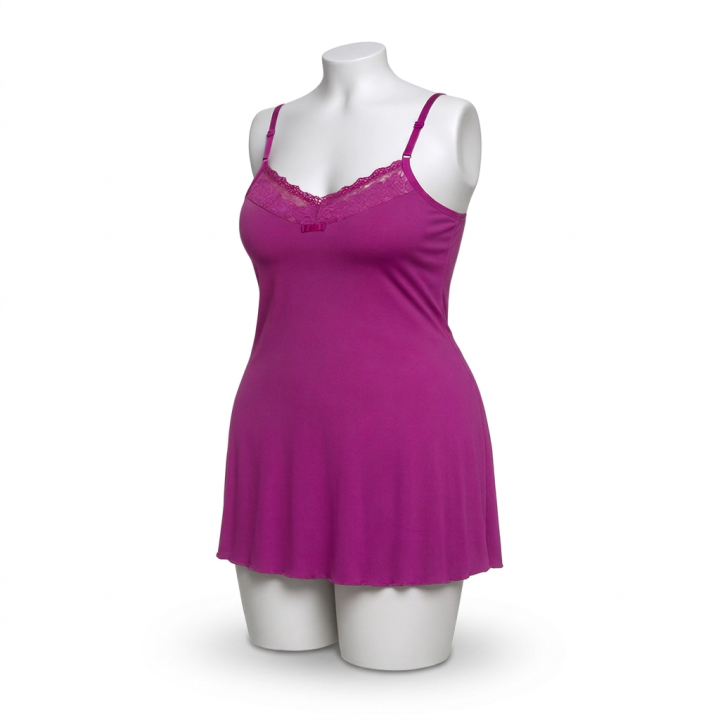 Camisón plus size de microfibra y encaje Susana - Púrpura Carmesí