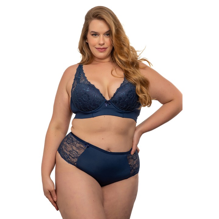 Conjunto plus size con sujetador y hot pant Galatea