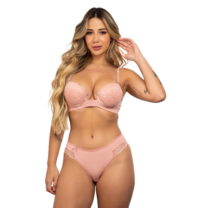 Conjunto de sujetador con escote profundo y tanga