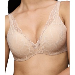 Sujetador Triumph Body Make-Up Illusion Lace WP color piel con aro cómodo y relleno