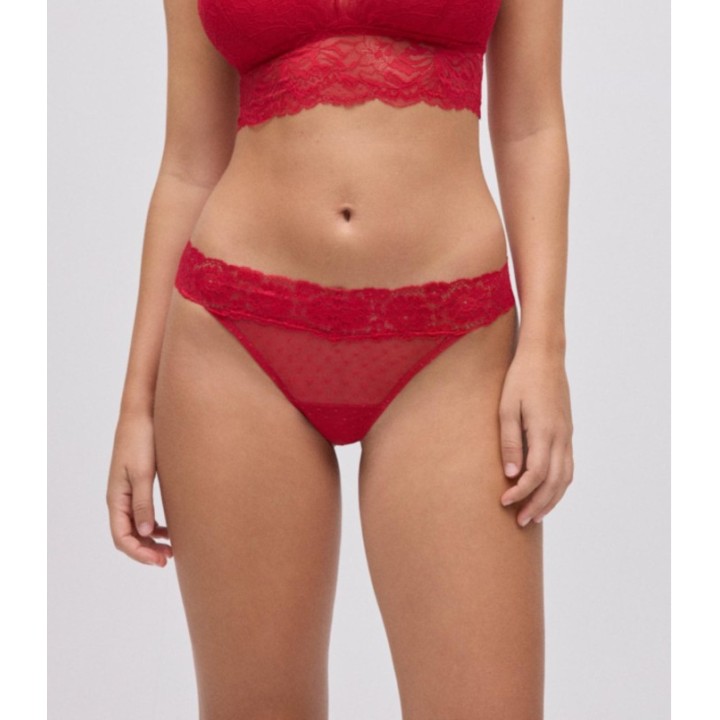 Tanga Ysabel Mora 10796 - Rojo Navideño Plumetí y Encaje