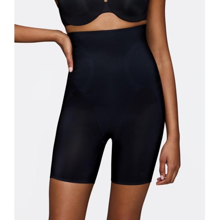 Short alto moldeador Triumph Body Make-Up Illusion Curve Super HW Mid-Thigh