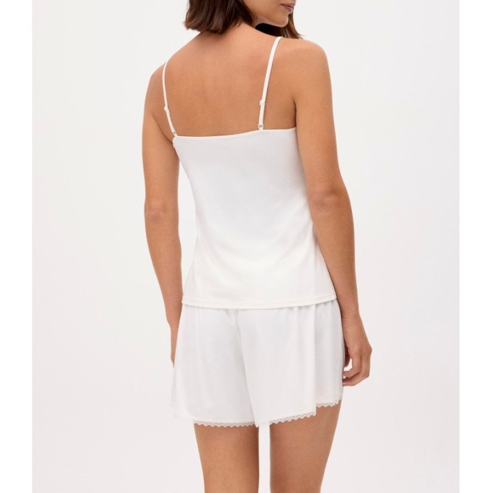 Conjunto Ysabel Mora 10836 Perla - Camiseta y Pantalón Corto con Puntilla