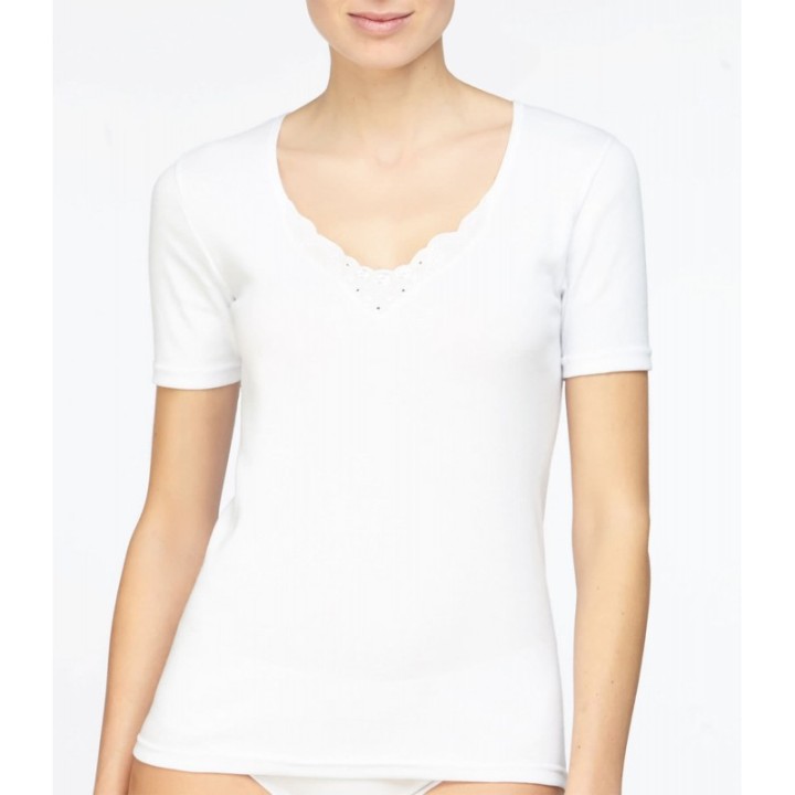 Camiseta manga corta AVET 7605 - Algodón peinado con escote bordado